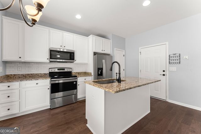 429 Highland Pointe Drive, Alto, GA 30510