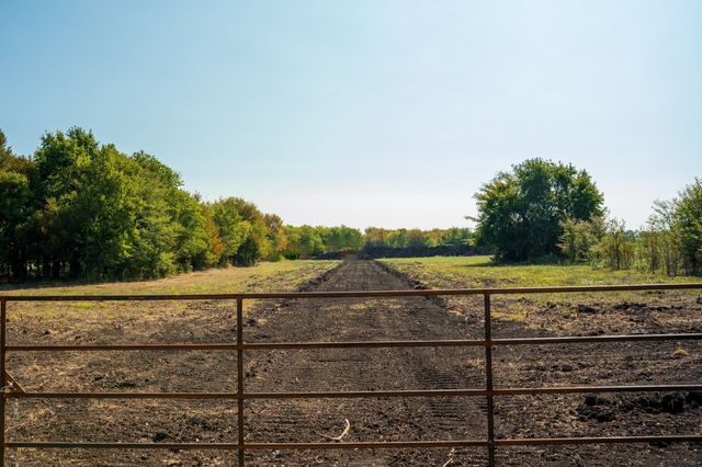 NA County Road 3660, Ladonia, TX 75449