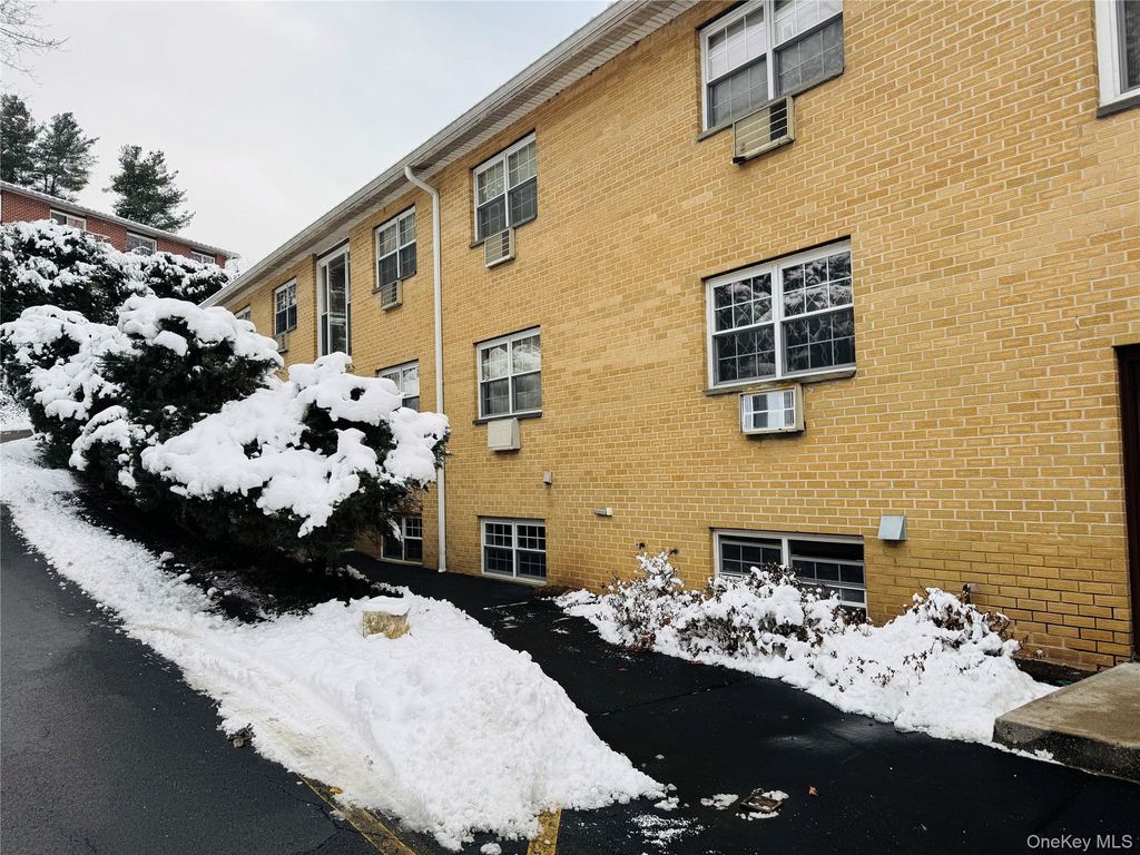 8 Dove Court 8B, Croton-on-hudson, NY 10520 — exterior