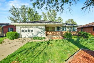 2625 Robin Rd, Salina, KS 67401