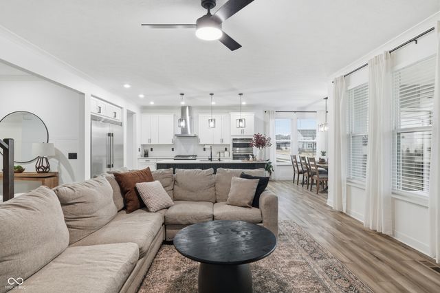 16565 Bigstone Drive, Fishers, IN 46040