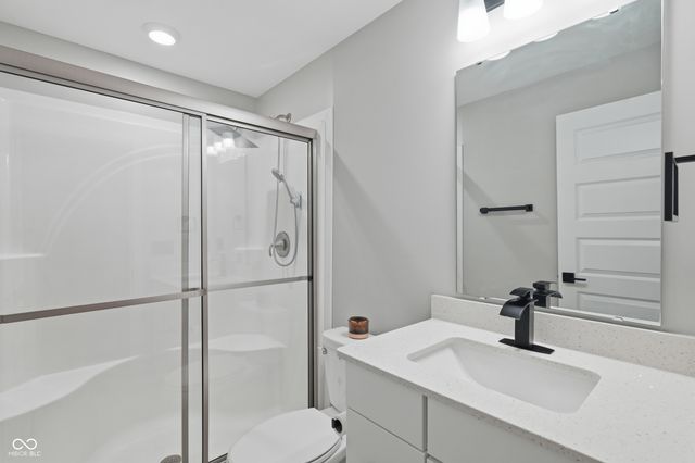 16565 Bigstone Drive, Fishers, IN 46040