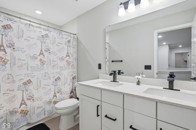 16565 Bigstone Drive, Fishers, IN 46040