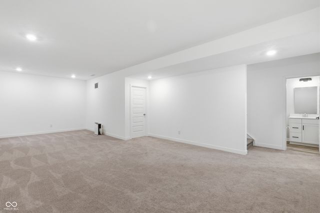 16565 Bigstone Drive, Fishers, IN 46040