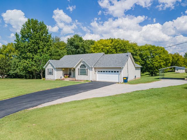 463 White Oak Trl, Spring Hill, TN 37174