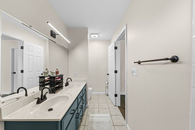 463 White Oak Trl, Spring Hill, TN 37174
