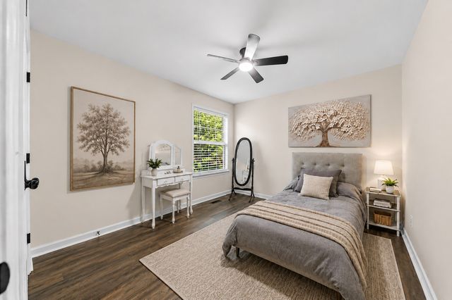 463 White Oak Trl, Spring Hill, TN 37174