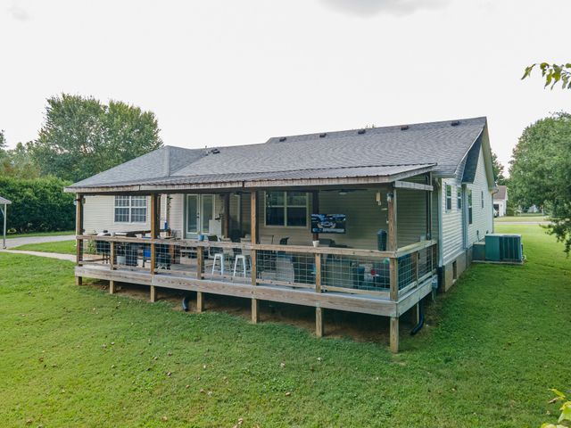 463 White Oak Trl, Spring Hill, TN 37174