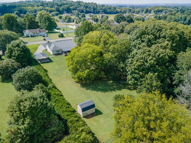 463 White Oak Trl, Spring Hill, TN 37174