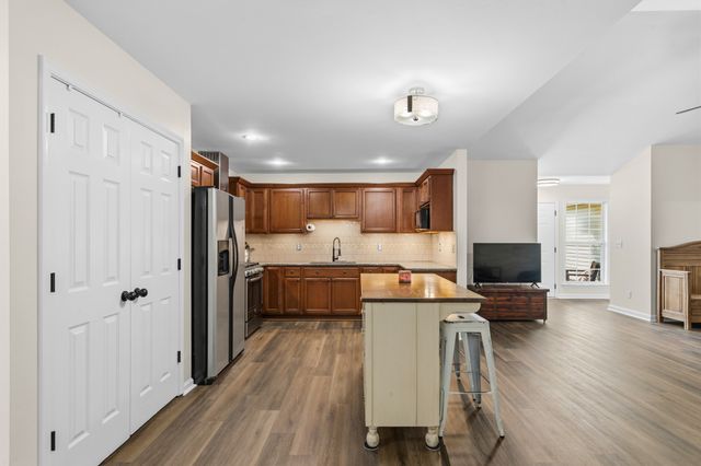 463 White Oak Trl, Spring Hill, TN 37174