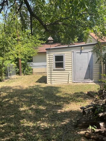 3509 Glenda Street, Haltom City, TX 76117