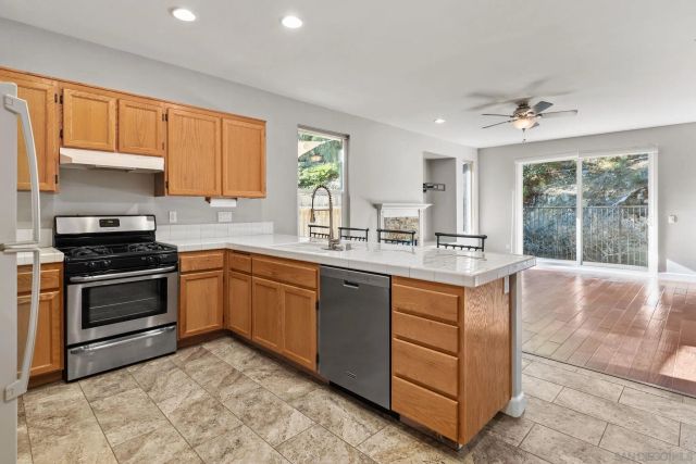 793 Fulton Rd, San Marcos, CA 92069