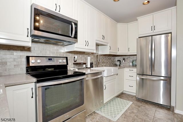 1314 Richmond Rd 314, West Milford Twp., NJ 07480