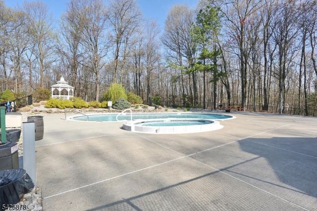 1314 Richmond Rd 314, West Milford Twp., NJ 07480