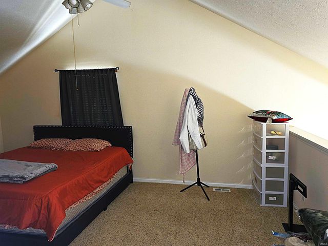 10028 Galleon Court, Evansville, IN 47725