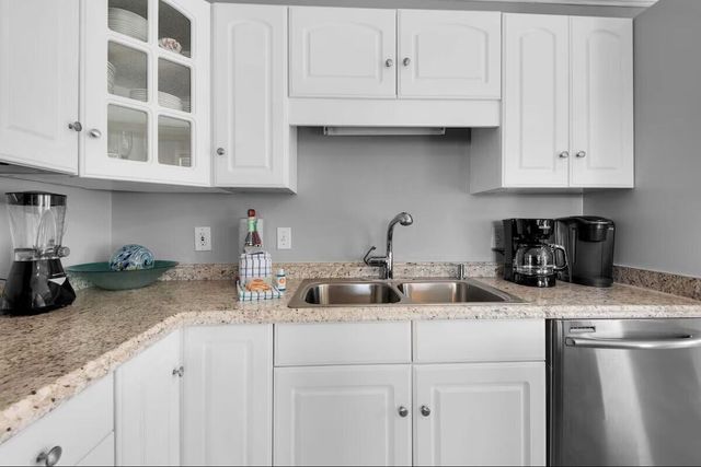 1420 Bahia Drive, Navarre, FL 32566