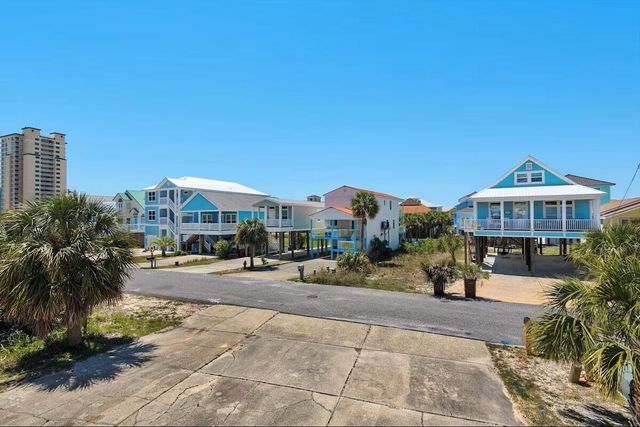 1420 Bahia Drive, Navarre, FL 32566