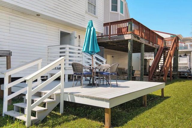 1420 Bahia Drive, Navarre, FL 32566