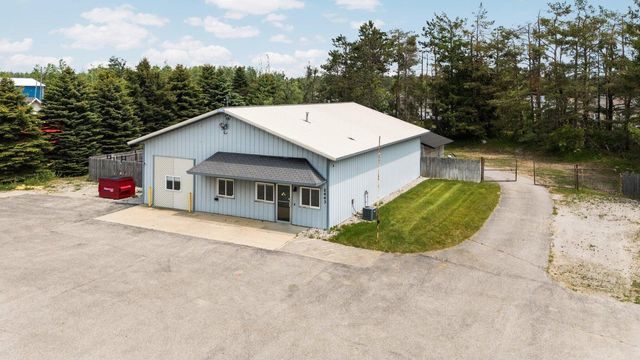 2443 S Otsego Avenue, Gaylord, MI 49735