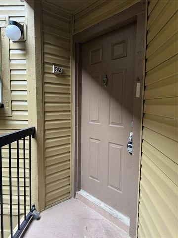 1916 LAKE ATRIUMS CIRCLE 32, Orlando, FL 32839