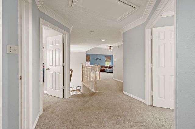 417 Shade Tree Circle, Hurst, TX 76054