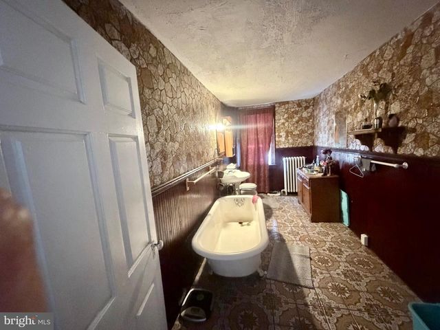 95 MILL ST, Mount Holly, NJ 08060