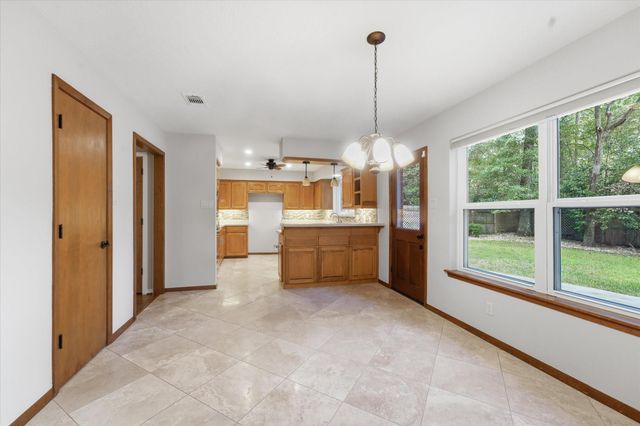 2 Rambling Wood Court, The Woodlands, TX 77380