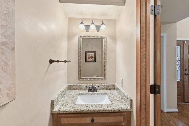 2 Rambling Wood Court, The Woodlands, TX 77380