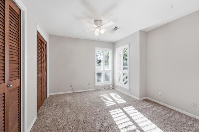 2 Rambling Wood Court, The Woodlands, TX 77380