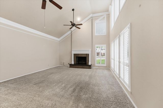 2 Rambling Wood Court, The Woodlands, TX 77380