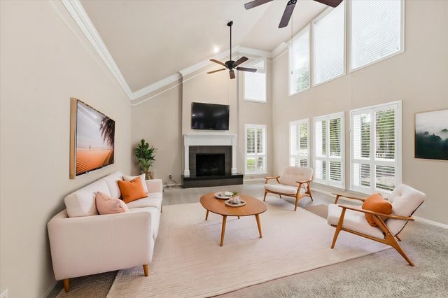 2 Rambling Wood Court, The Woodlands, TX 77380