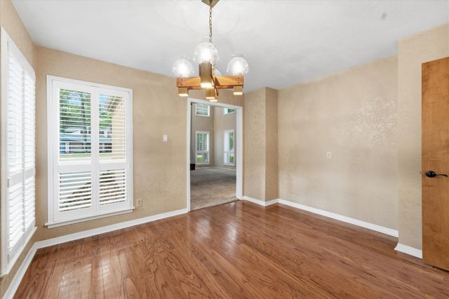 2 Rambling Wood Court, The Woodlands, TX 77380