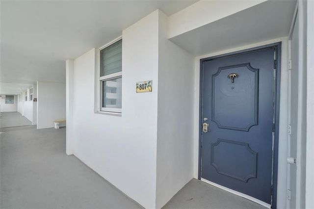 3100 NE 49th Street 807, Fort Lauderdale, FL 33308