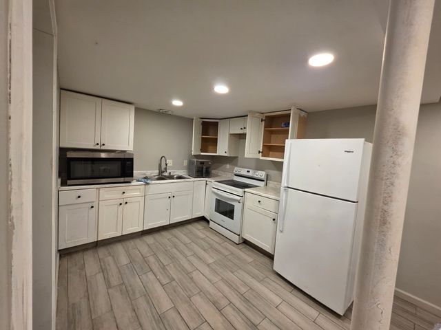 353 Elysian Fields Rd B, Nashville, TN 37211