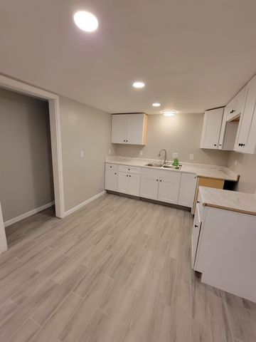 353 Elysian Fields Rd B, Nashville, TN 37211