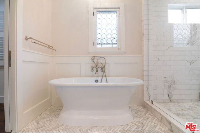 106 N Citrus Avenue, Los Angeles, CA 90036