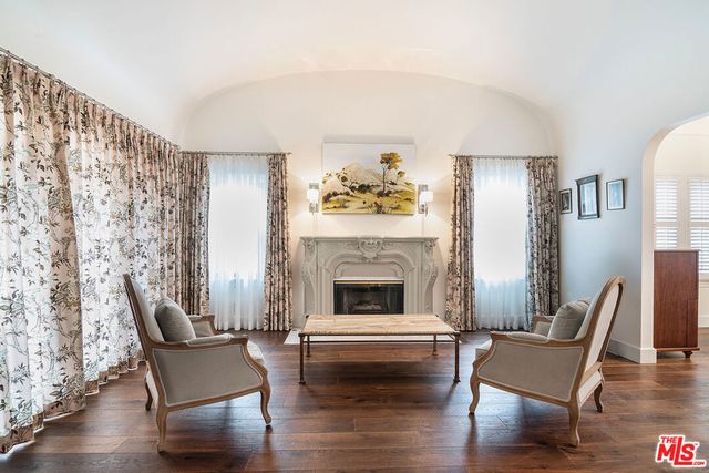 106 N Citrus Avenue, Los Angeles, CA 90036