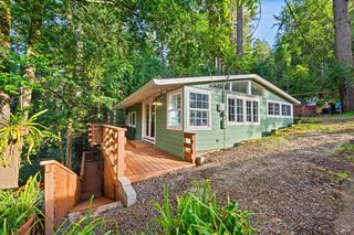11071 Ogburn Ln, Forestville, CA 95436