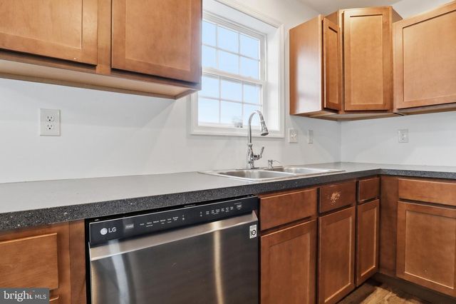 1486 NEW CHESTER RD, New Oxford, PA 17350