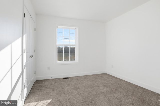 1486 NEW CHESTER RD, New Oxford, PA 17350