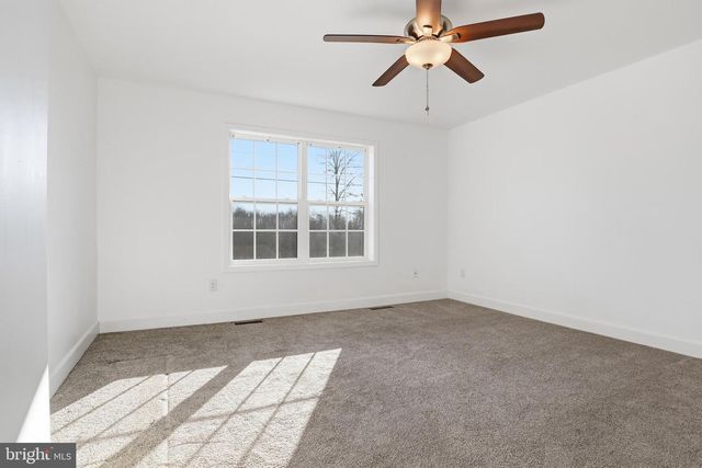 1486 NEW CHESTER RD, New Oxford, PA 17350