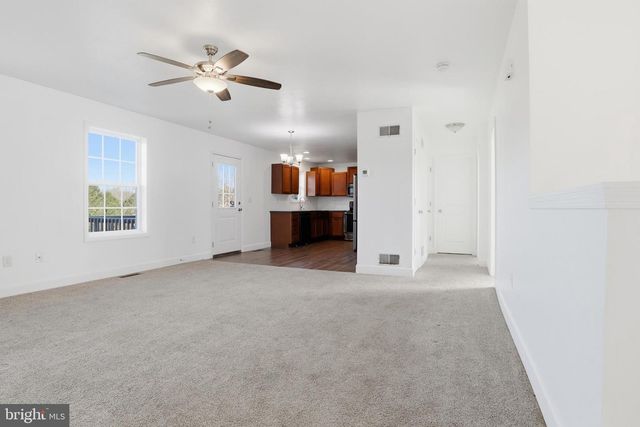 1486 NEW CHESTER RD, New Oxford, PA 17350