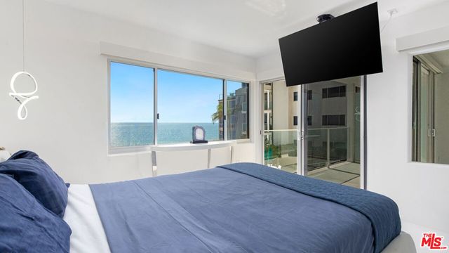 22548 Pacific Coast Highway 203, Malibu, CA 90265