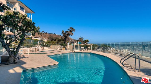 22548 Pacific Coast Highway 203, Malibu, CA 90265