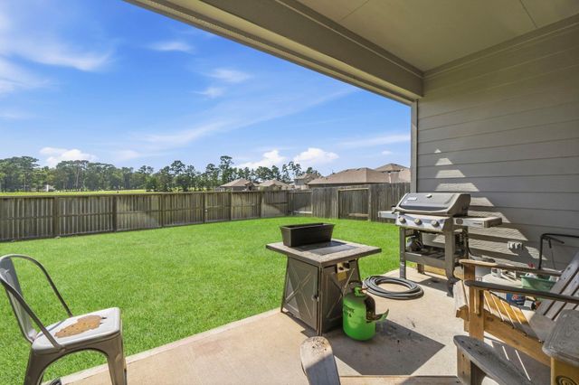 40447 Garden Heights Lane, Magnolia, TX 77354