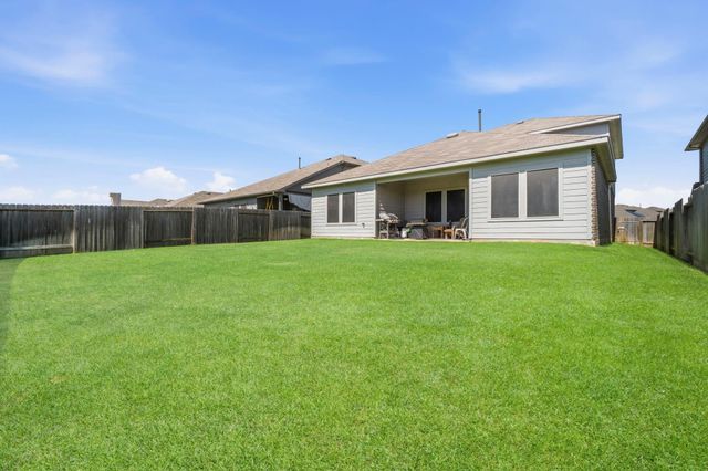 40447 Garden Heights Lane, Magnolia, TX 77354