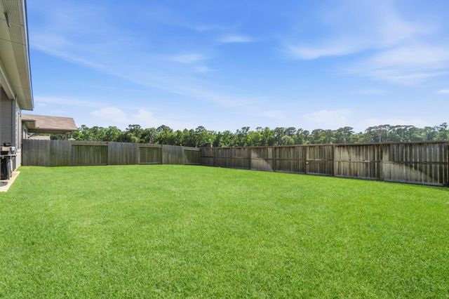40447 Garden Heights Lane, Magnolia, TX 77354