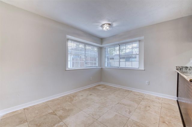 2706 Williamsburg Drive, Dickinson, TX 77539