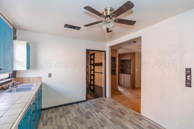 2216 LOCUST Street, Amarillo, TX 79109