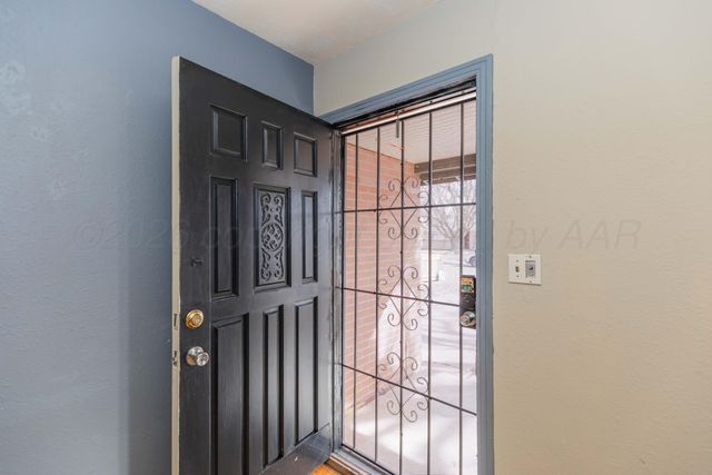 2216 LOCUST Street, Amarillo, TX 79109